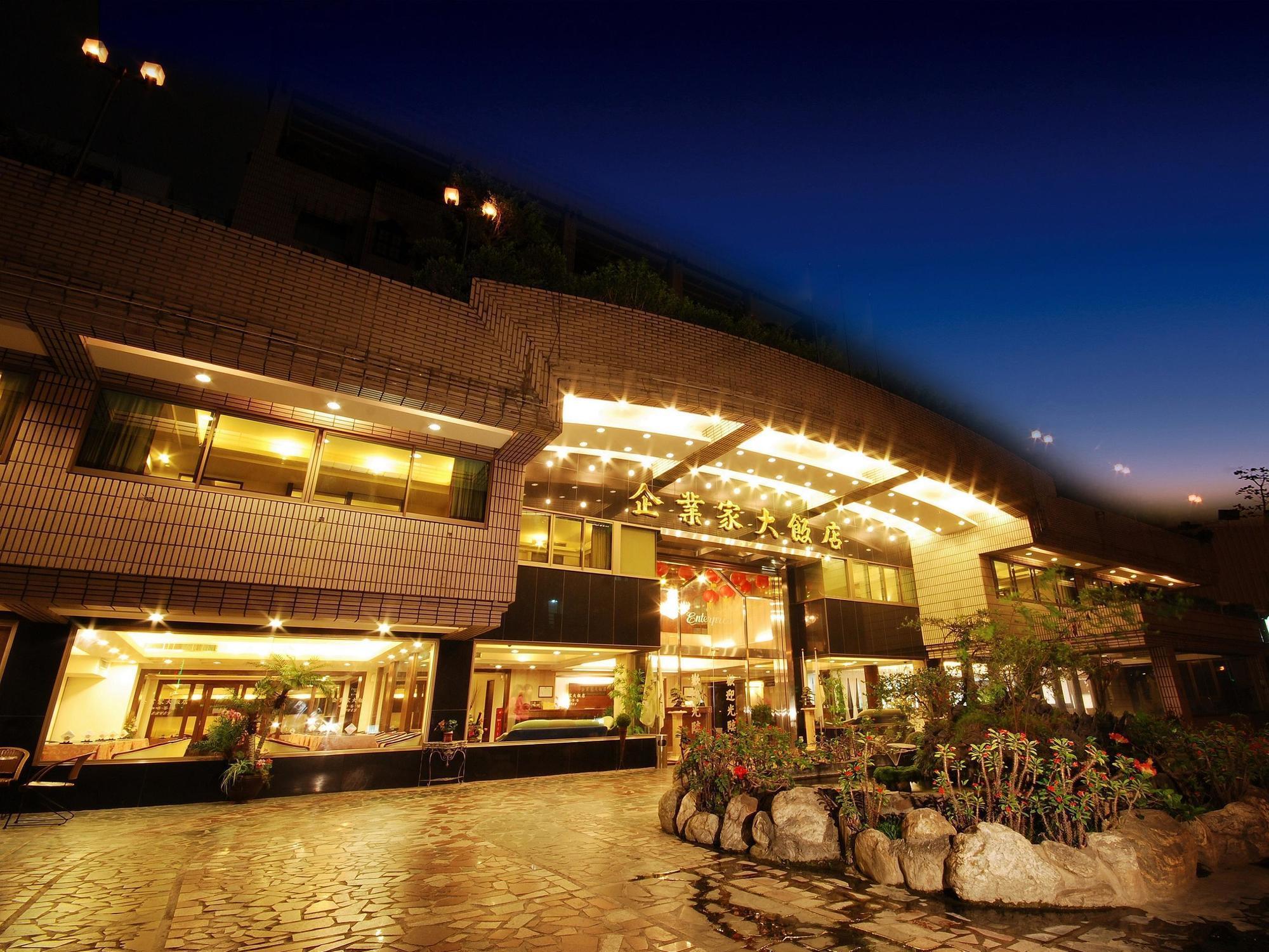 The Enterpriser Hotel Taichung Exterior foto